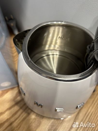 Чайник smeg белый