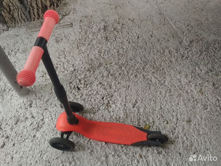 Самокат детский трехколесный