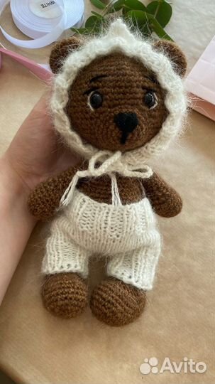 Вязаная игрушка мишка