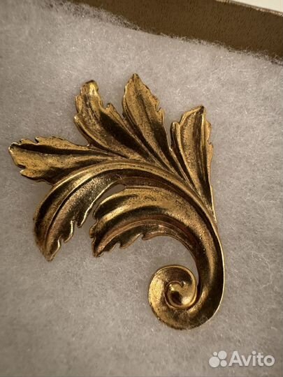 Винтажная брошь MMA