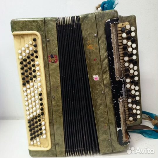 Баян Советский (10) СССР (нчк)