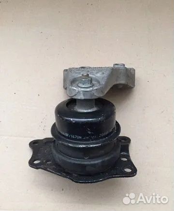 Подушка двигателя Volkswagen