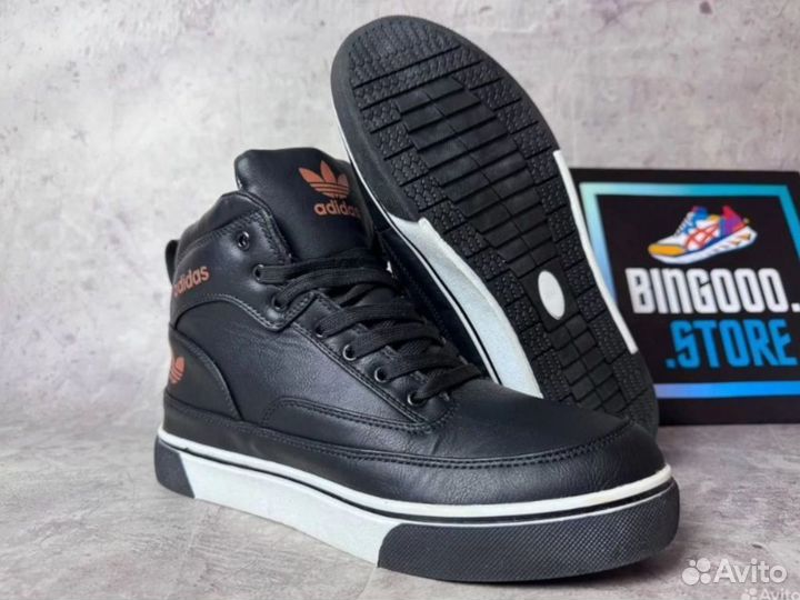 Ботинки Adidas с мехом