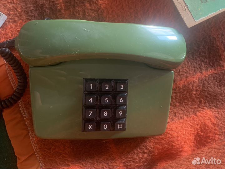 Коллекция городских телефонов