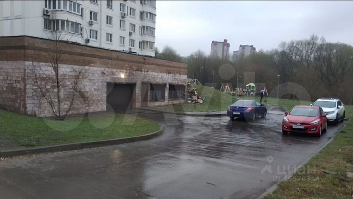 Торговая площадь, 12 м²