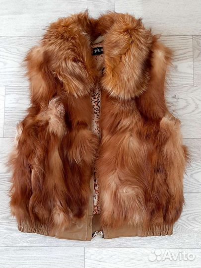 Меховая жилетка из лисы