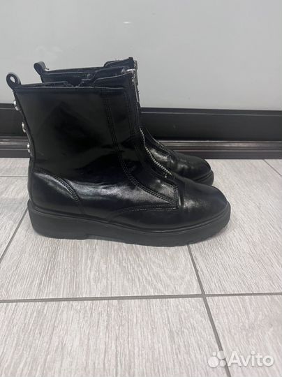 Ботинки Zara для девочки 35 размер