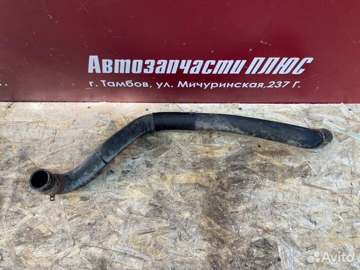 Патрубок радиатора Renault Sandero Stepway