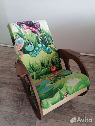 Кресло качалка для ребенка