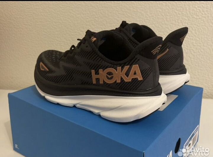 W Hoka Clifton 9