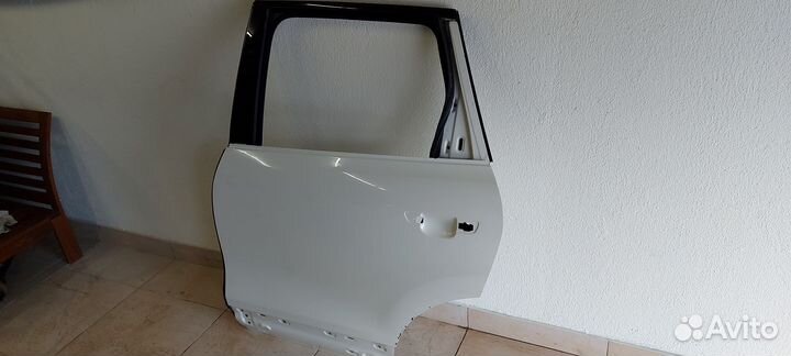 Задняя левая дверь Porsche Cayenne 958