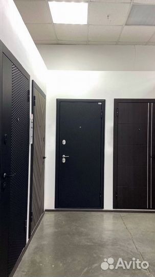 Входная дверь