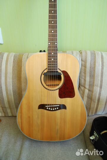 Акустическая гитара мастер В.Новиков (2010г)