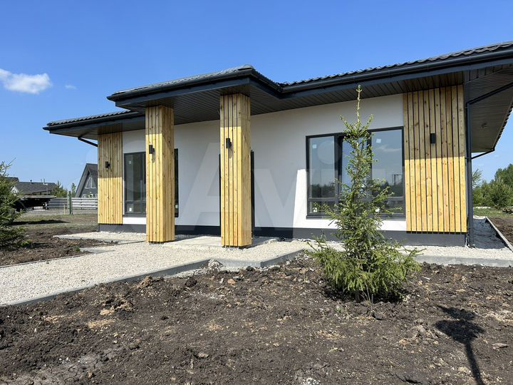 Дом 106 м² на участке 8 сот.