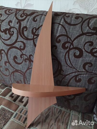 Полочка настенная