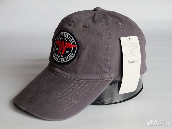 Бейсболка классическая 