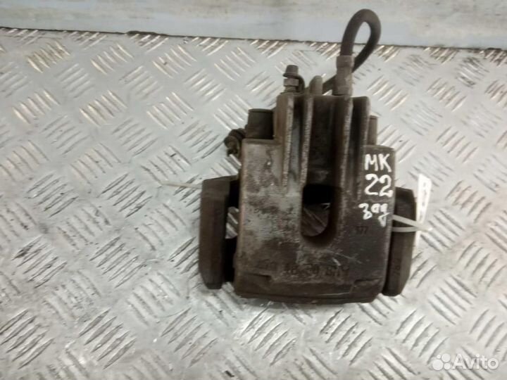 Суппорт задний левый BMW 5-Series/M5