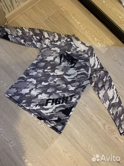 Лонгслив venum