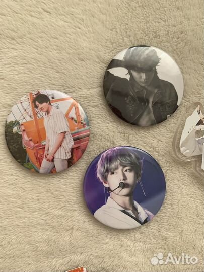 Фигурки, значки и карточки бтс/ стрей кидс