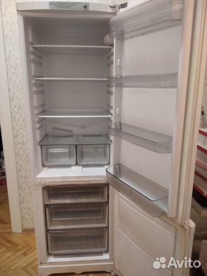 Холодильник, Ariston Hotpoint