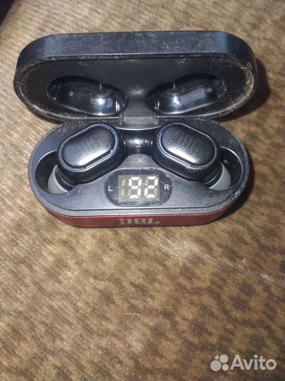 Jbl беспроводные наушники