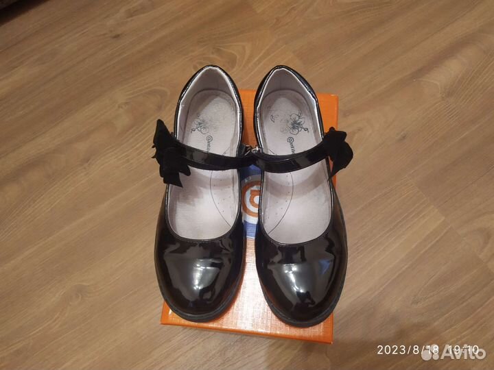 Туфли для девочки