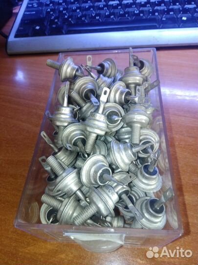 Диод Д215,Д245Б,кд202,В25-2,стабилит Д815,816,817