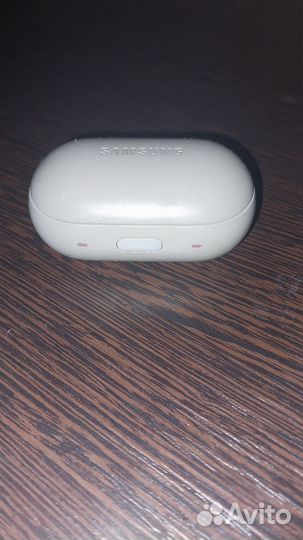 Беспроводные наушники samsung gear iconx