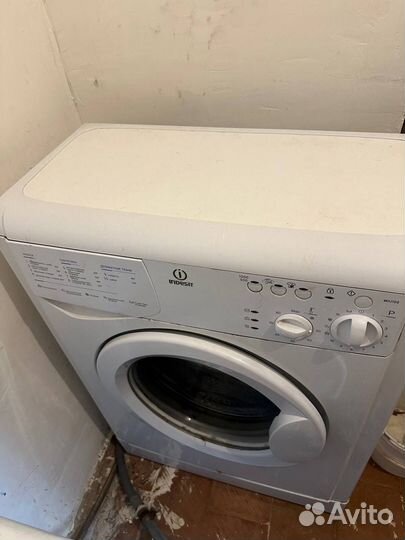 Стиральная машина Indesit WIU102