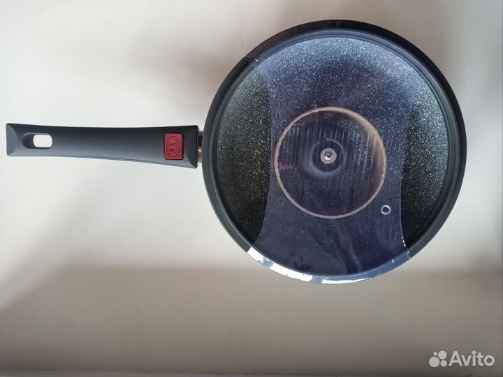 Сковорода Royal Kuchen 24см антипригарная