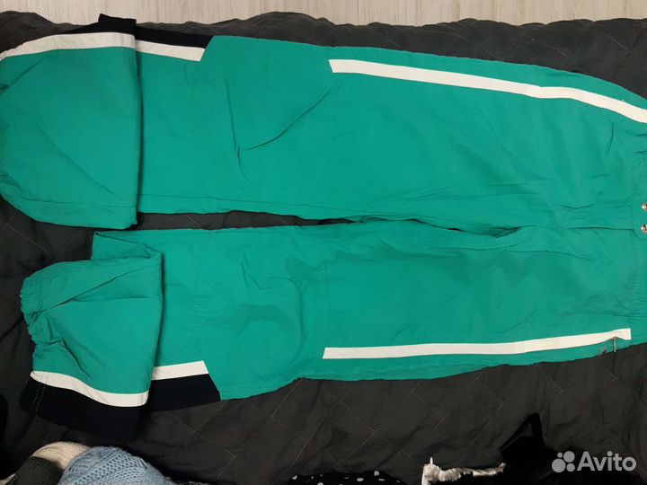 Спортивный костюм женский