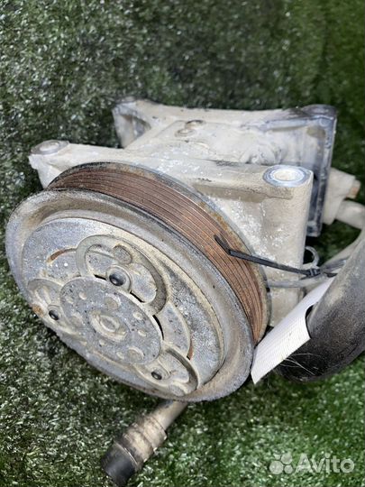 Компрессор кондиционера QG16DE Nissan Almera N16