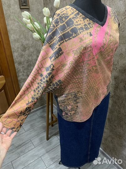 Блузка ассиметричная 46-48