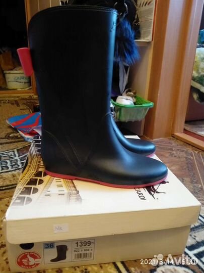 Резиновые сапоги
