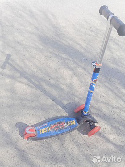 Самокат детский трехколесный