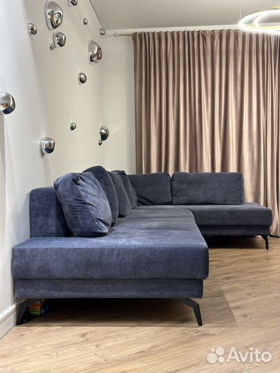 Декор на стену (металические шары) украшение