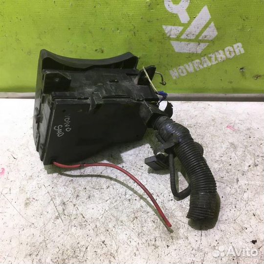 Блок предохранителей Вольво C40