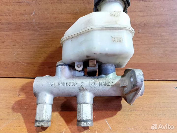 Цилиндр тормозной главный Hyundai Elantra 2002