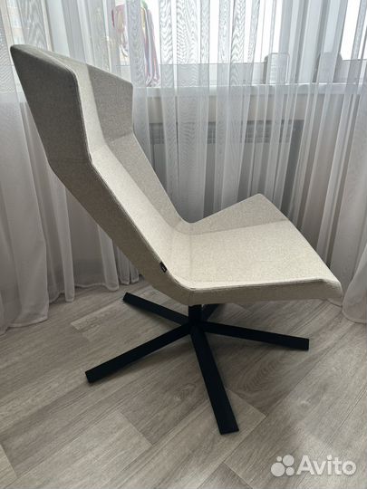 Дизайнерское кресло johanson stealth