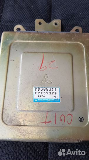 Блок управления двигателем Mitsubishi md308311 1.3