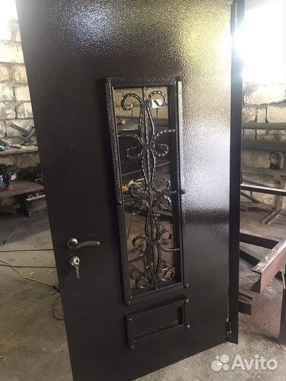 Входные металлические двери на заказ