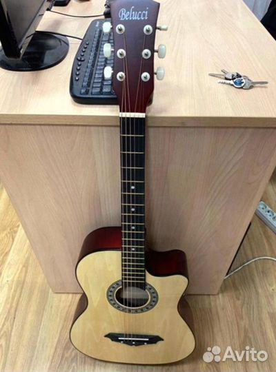 Акустическая гитара