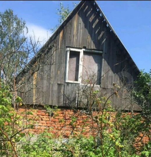 Дом 34 м² на участке 6 га