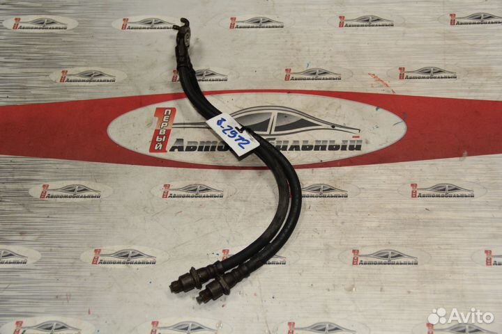 Тормозной шланг перед c Toyota Mark II Wagon Blit