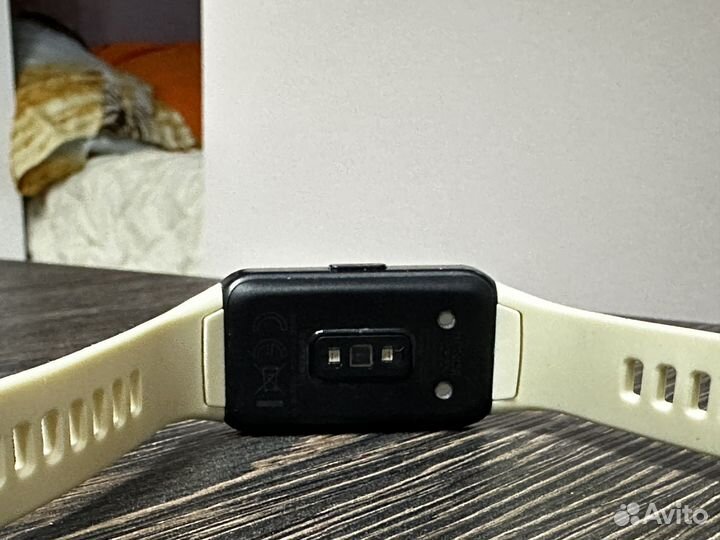 Смарт часы honor band 6