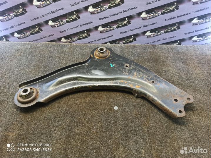 Рычаг передний левый Рено Лагуна 2