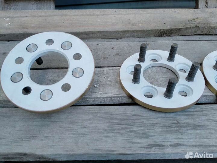 Проставки колесные 5х100