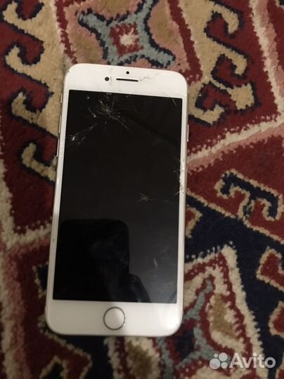 iPhone 8, 64 ГБ