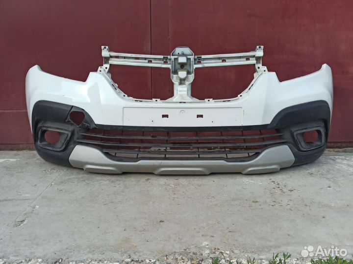 Бампер Logan Stepway, Sandero Stepway 2 с2018 ориг