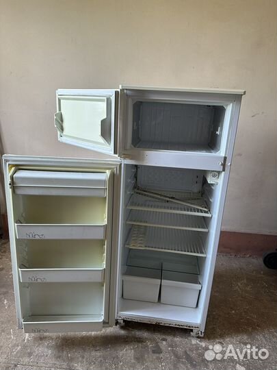 Холодильник атлант бу